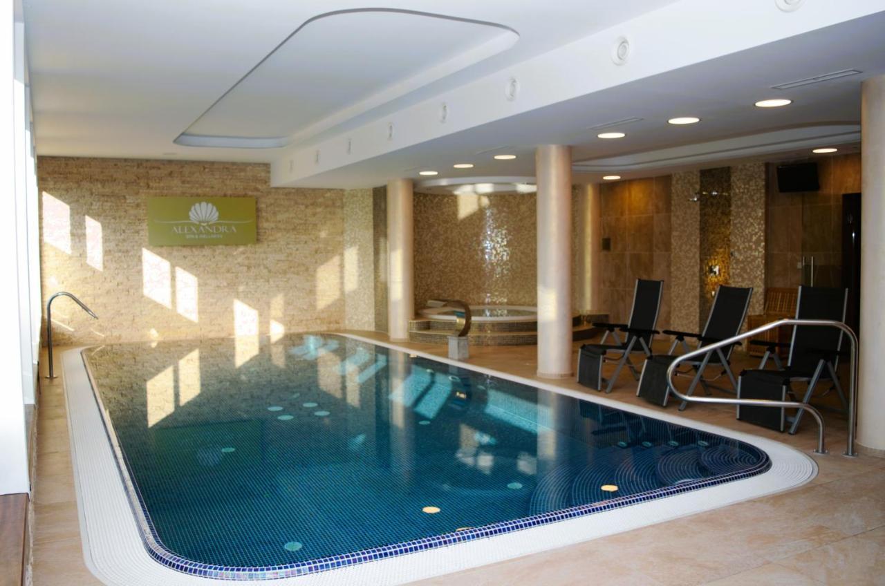 Hotel Galanta Hotel 4*