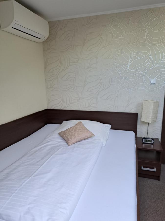 Hotel Galanta 4*